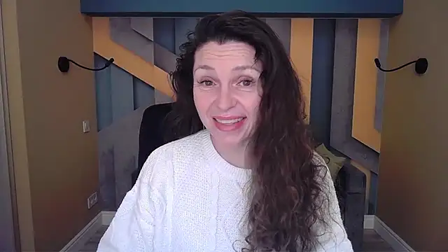 EllaLong online show from March 4, 2026, 12:35 pm