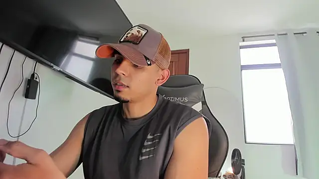 joss 111 online show from October 18, 2025, 7:05 pm