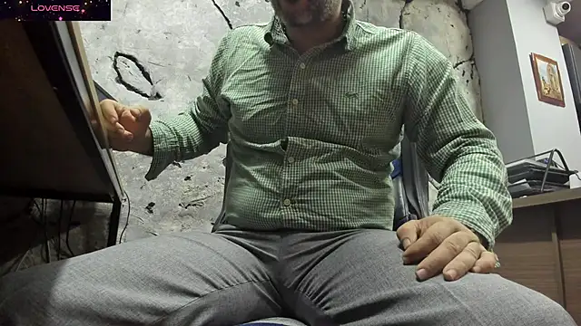 Maxi TheBigDaddy online show from September 14, 2025, 1:44 pm