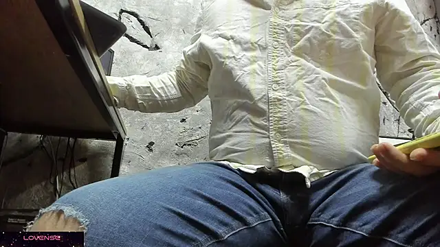 Maxi TheBigDaddy online show from October 12, 2025, 1:23 pm