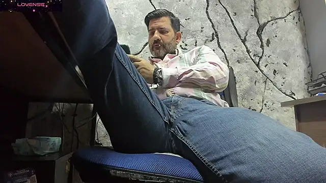 Maxi TheBigDaddy online show from September 11, 2025, 12:05 pm