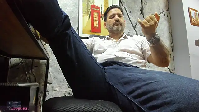 Maxi TheBigDaddy online show from January 7, 2026, 2:11 pm