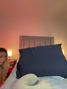 DanikRosse online show from April 6, 2026, 3:35 am