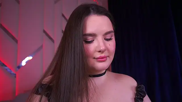 Snapshot of CuteAmberr chatting on March 13, 2025, 5:43 am CuteAmberr online show from March 13, 2025, 5:43 am