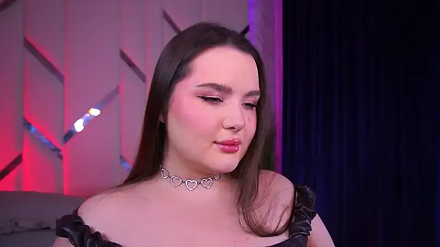 Snapshot of CuteAmberr chatting on March 21, 2025, 11:45 pm CuteAmberr online show from March 21, 2025, 11:45 pm