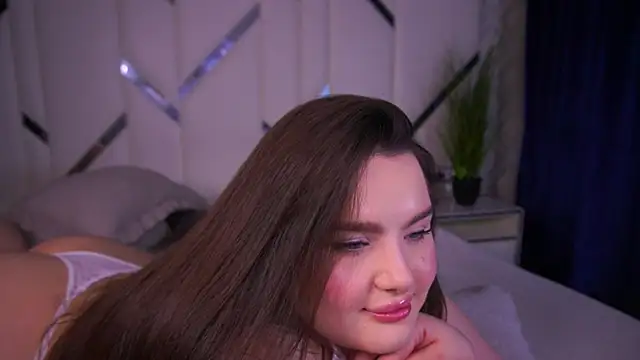 Snapshot of CuteAmberr chatting on March 17, 2025, 2:19 am CuteAmberr online show from March 17, 2025, 2:19 am