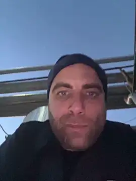 mustican422 online show from January 28, 2025, 3:35 pm