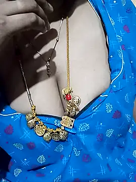 tuttifrutti17 online show from September 25, 2025, 5:30 pm