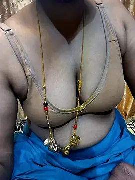 tuttifrutti17 online show from February 14, 2026, 5:35 pm