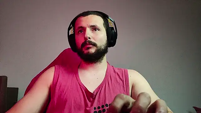 Snapshot of iurytx chatting on September 14, 2025, 4:13 am iurytx online show from September 14, 2025, 4:13 am