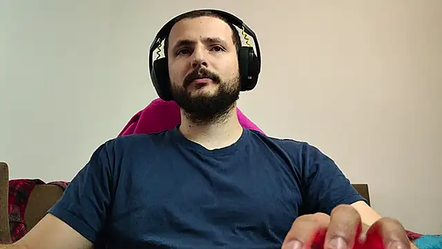 Snapshot of iurytx chatting on October 19, 2025, 9:01 am iurytx online show from October 19, 2025, 9:01 am