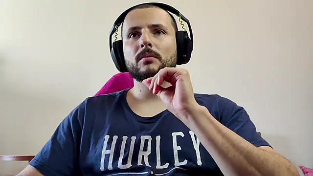 Snapshot of iurytx chatting on November 14, 2025, 11:36 am iurytx online show from November 14, 2025, 11:36 am