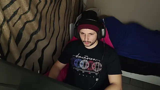 Snapshot of iurytx chatting on February 27, 2025, 9:58 pm iurytx online show from February 27, 2025, 9:58 pm