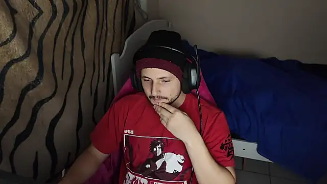 Snapshot of iurytx chatting on February 28, 2025, 11:34 pm iurytx online show from February 28, 2025, 11:34 pm