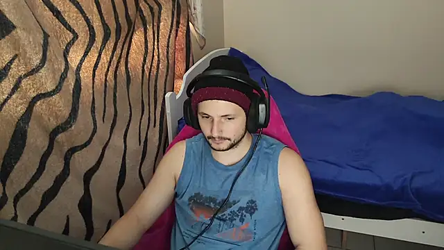 Snapshot of iurytx chatting on February 26, 2025, 7:32 pm iurytx online show from February 26, 2025, 7:32 pm