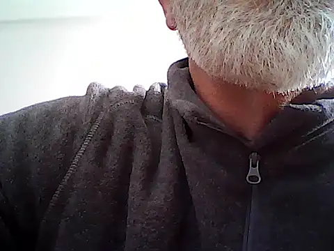 xcimeru online show from March 19, 2025, 11:06 am