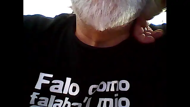 xcimeru online show from October 6, 2025, 2:18 pm