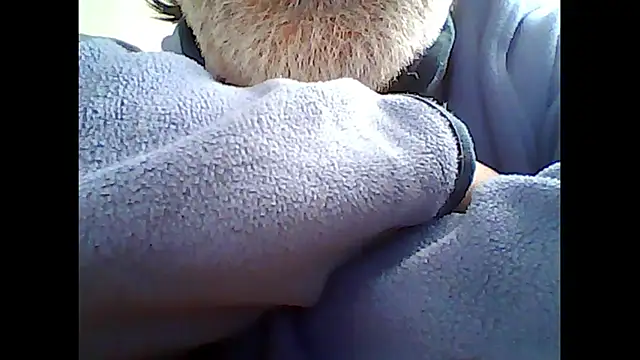 xcimeru online show from October 4, 2025, 3:46 pm