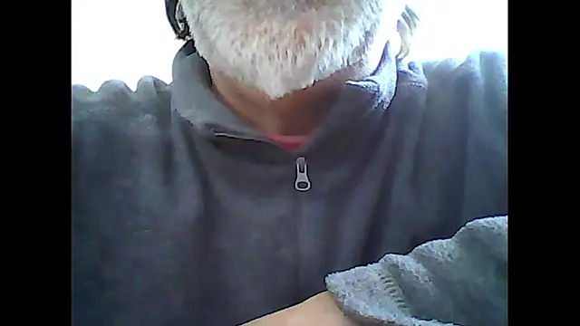 xcimeru online show from September 26, 2025, 7:04 am