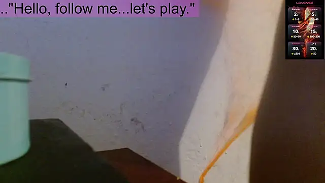 Snapshot of toxxxic_cams chatting on October 12, 2025, 12:50 pm toxxxic cams online show from October 12, 2025, 12:50 pm