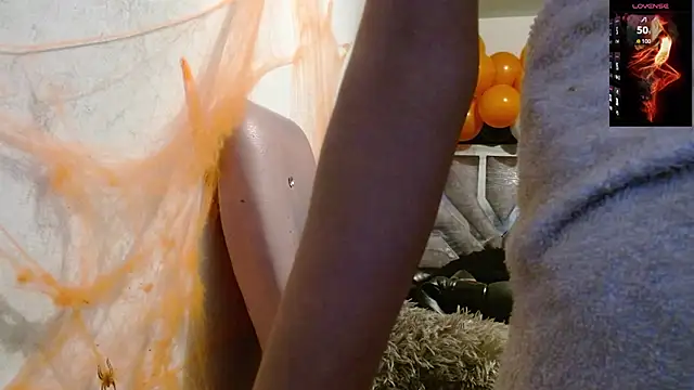 Snapshot of toxxxic_cams chatting on October 26, 2025, 7:53 am toxxxic cams online show from October 26, 2025, 7:53 am