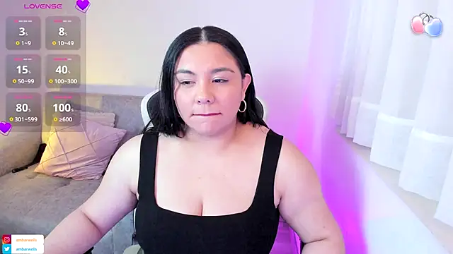 ambar-wells online show from September 22, 2025, 11:22 pm