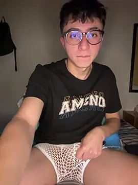 Snapshot of CamiRojas_boy chatting on July 9, 2026, 3:07 am CamiRojas boy online show from July 9, 2026, 3:07 am