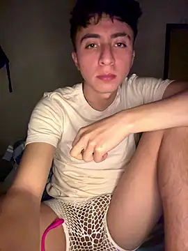 Snapshot of CamiRojas_boy chatting on July 12, 2026, 3:07 am CamiRojas boy online show from July 12, 2026, 3:07 am