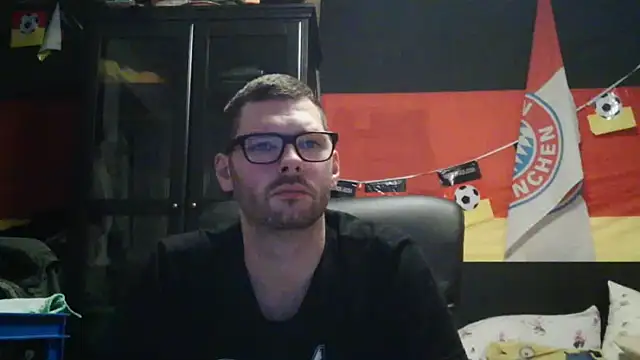 Die-geile-Sau online show from February 15, 2026, 9:47 pm