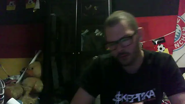 Die-geile-Sau online show from October 1, 2025, 8:46 pm