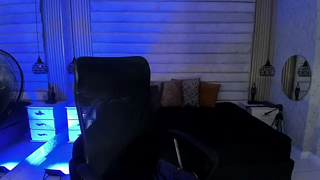 jhon bear03 online show from April 16, 2026, 11:11 am