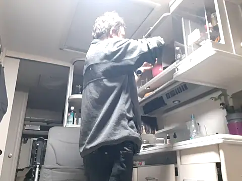 Snapshot of Ebinator666 chatting on January 5, 2025, 2:17 am Ebinator666 online show from January 5, 2025, 2:17 am