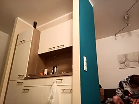 Snapshot of Ebinator666 chatting on February 9, 2025, 11:04 pm Ebinator666 online show from February 9, 2025, 11:04 pm