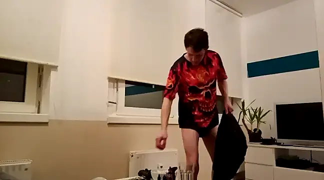 Snapshot of Ebinator666 chatting on January 28, 2025, 9:19 pm Ebinator666 online show from January 28, 2025, 9:19 pm