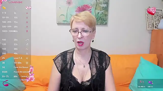 Snapshot of iamyourdream89 chatting on March 18, 2025, 6:17 pm iamyourdream89 online show from March 18, 2025, 6:17 pm