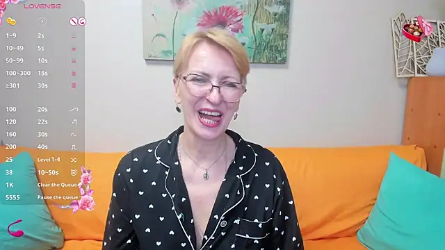 Snapshot of iamyourdream89 chatting on March 19, 2025, 9:48 pm iamyourdream89 online show from March 19, 2025, 9:48 pm