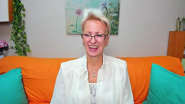 Snapshot of iamyourdream89 chatting on September 20, 2025, 9:14 am iamyourdream89 online show from September 20, 2025, 9:14 am