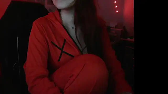 norahrosss online show from March 1, 2025, 7:15 pm