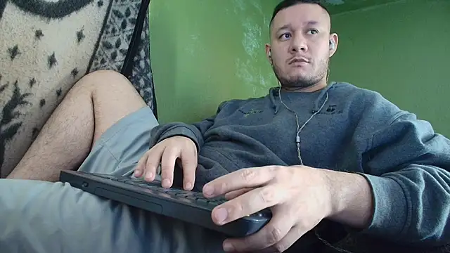 sweet cock28 online show from October 2, 2025, 4:21 pm