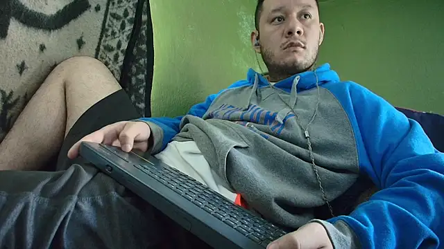 sweet cock28 online show from November 23, 2025, 3:55 pm