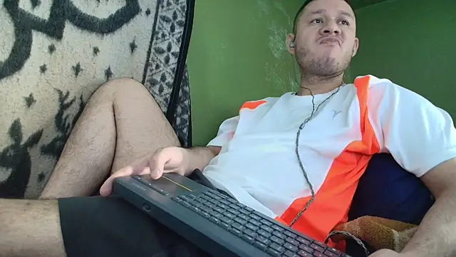 sweet cock28 online show from September 10, 2025, 3:11 pm