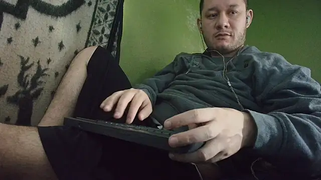 sweet cock28 online show from September 26, 2025, 3:41 pm