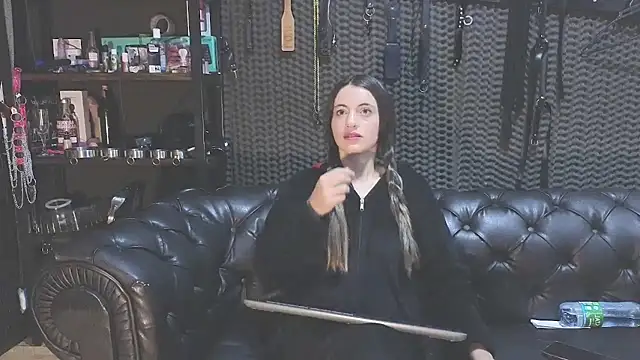 kimberly swan online show from February 7, 2025, 4:27 am