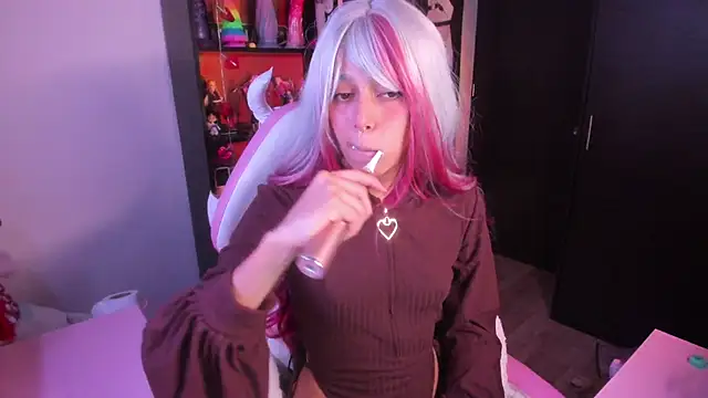 amber yull online show from April 26, 2026, 2:31 am