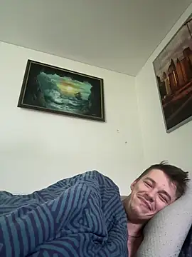 Snapshot of Toyjungee chatting on February 15, 2026, 10:03 am Toyjungee online show from February 15, 2026, 10:03 am