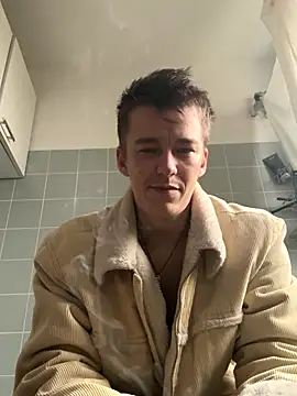 Snapshot of Toyjungee chatting on November 9, 2025, 12:53 pm Toyjungee online show from November 9, 2025, 12:53 pm