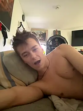 Snapshot of Toyjungee chatting on November 11, 2025, 12:00 pm Toyjungee online show from November 11, 2025, 12:00 pm