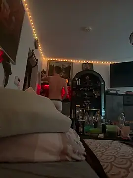 Snapshot of Toyjungee chatting on December 21, 2025, 8:49 am Toyjungee online show from December 21, 2025, 8:49 am