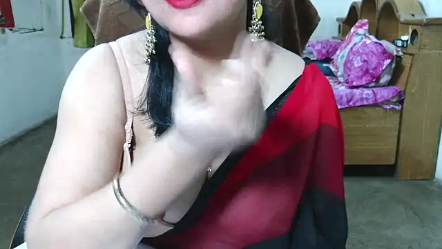 Snapshot of Cute_Mahi22 chatting on May 16, 2026, 6:56 am Cute Mahi22 online show from May 16, 2026, 6:56 am