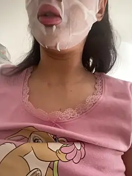 Sarahkhaalifa online show from March 30, 2026, 8:49 am